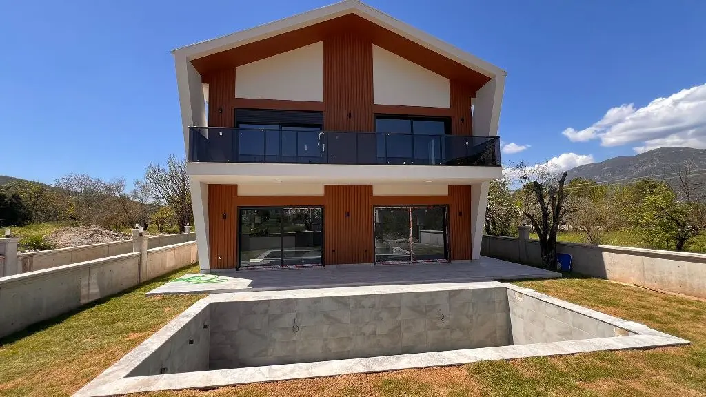Real estate in Uzumlu
